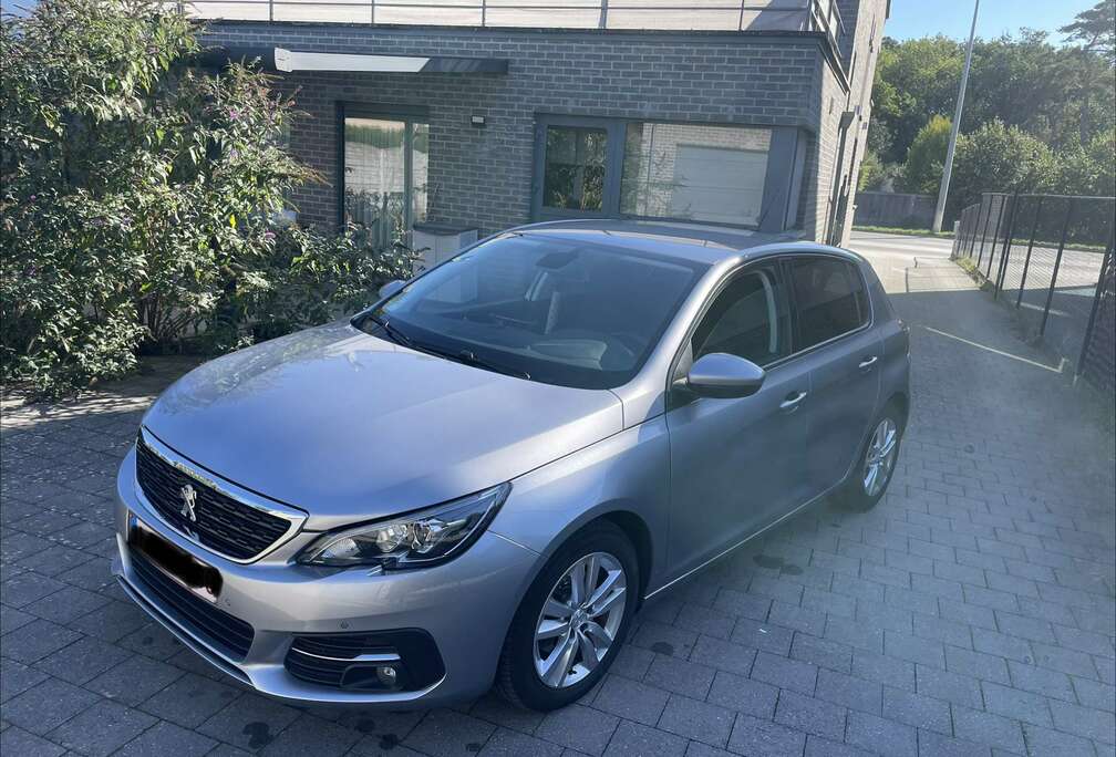 Peugeot 1.2 PureTech Allure