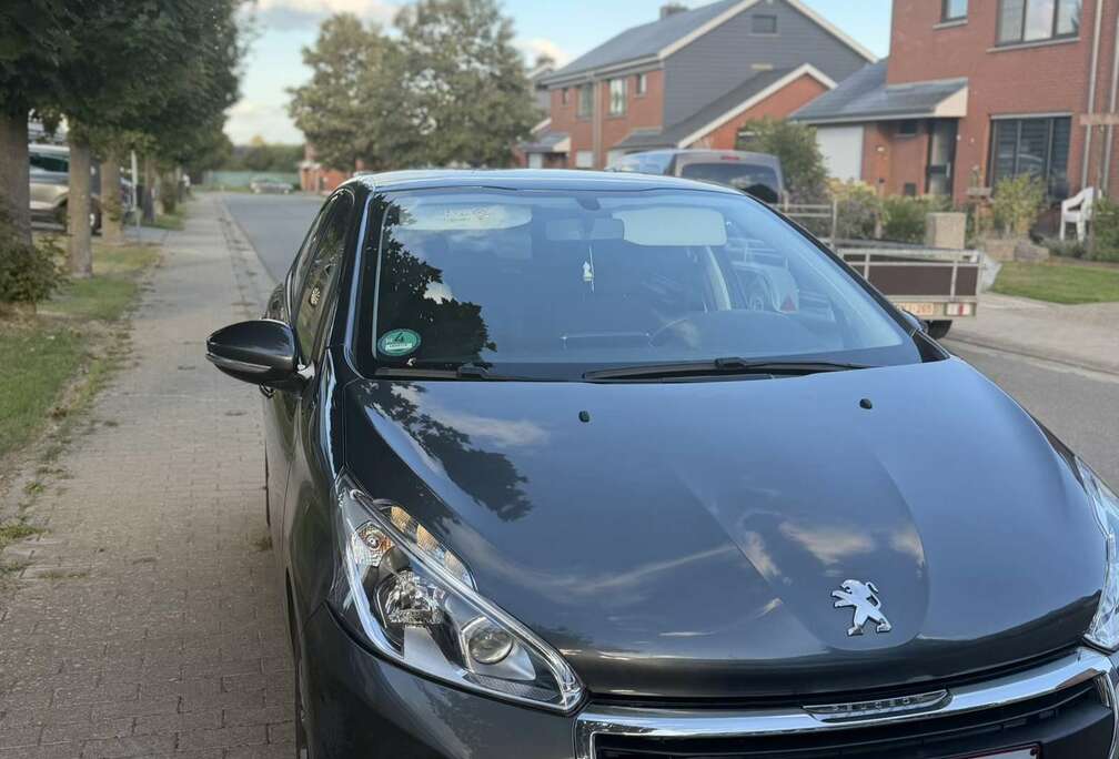 Peugeot 1.2i PureTech Style