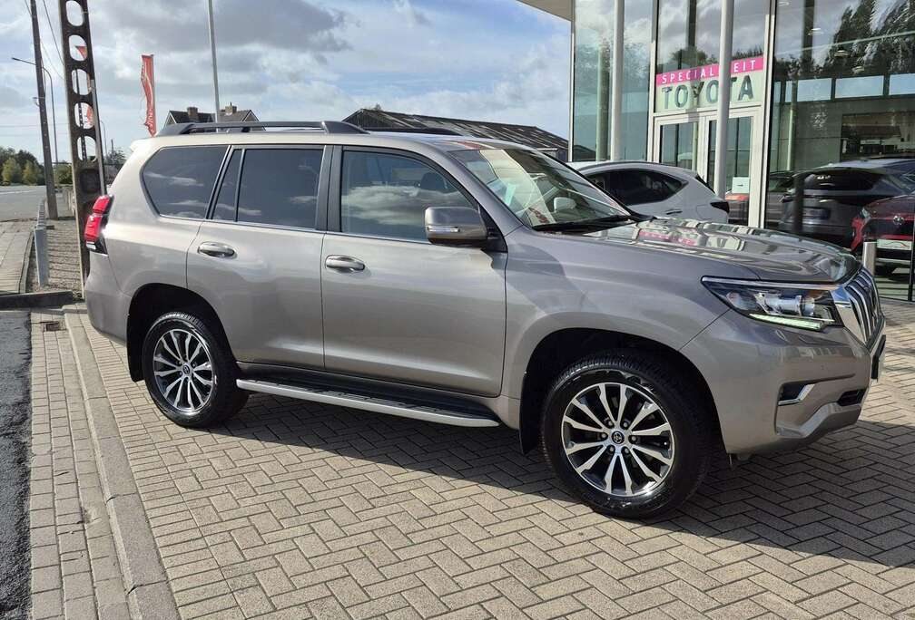 Toyota Premium +3,5T Sleep +Lichte vracht *€44421+BTW*