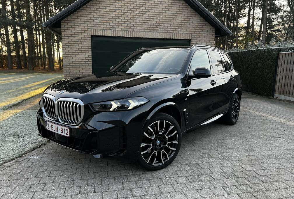 BMW xDrive30d/Lichte vracht/MHEV/M Pack/btw aftrekbaar