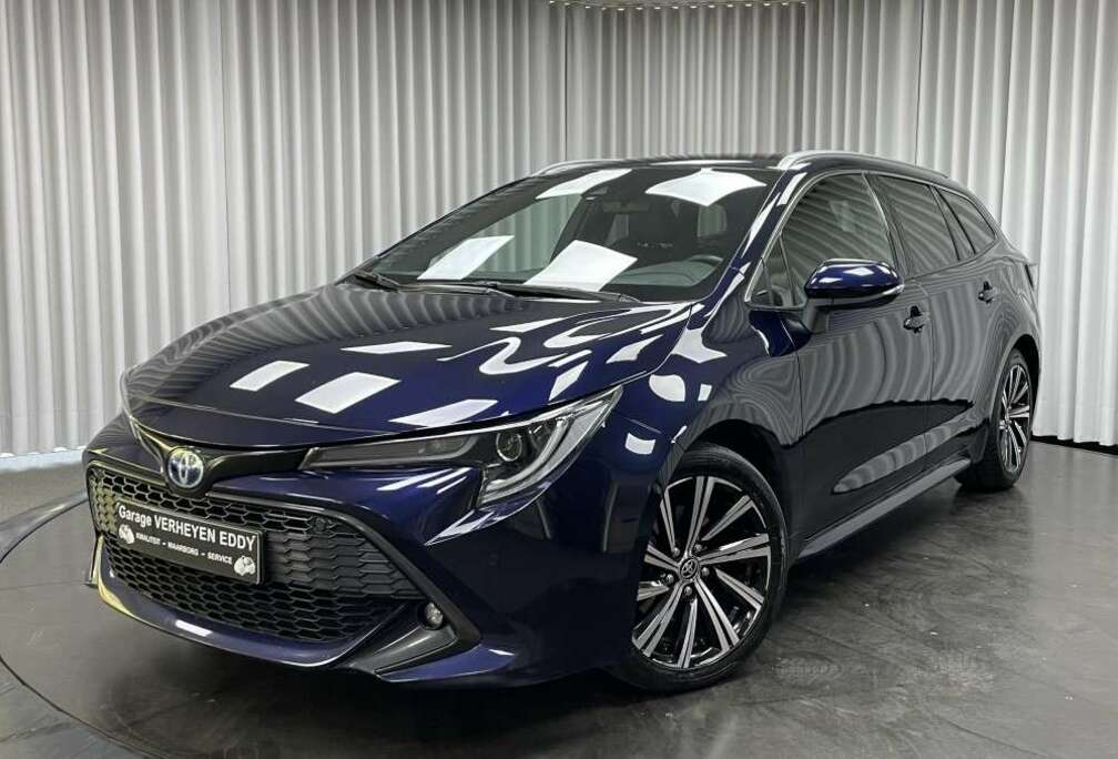 Toyota 2.0i Hybrid / Aut. / Xenon / Navi / Camera / ...