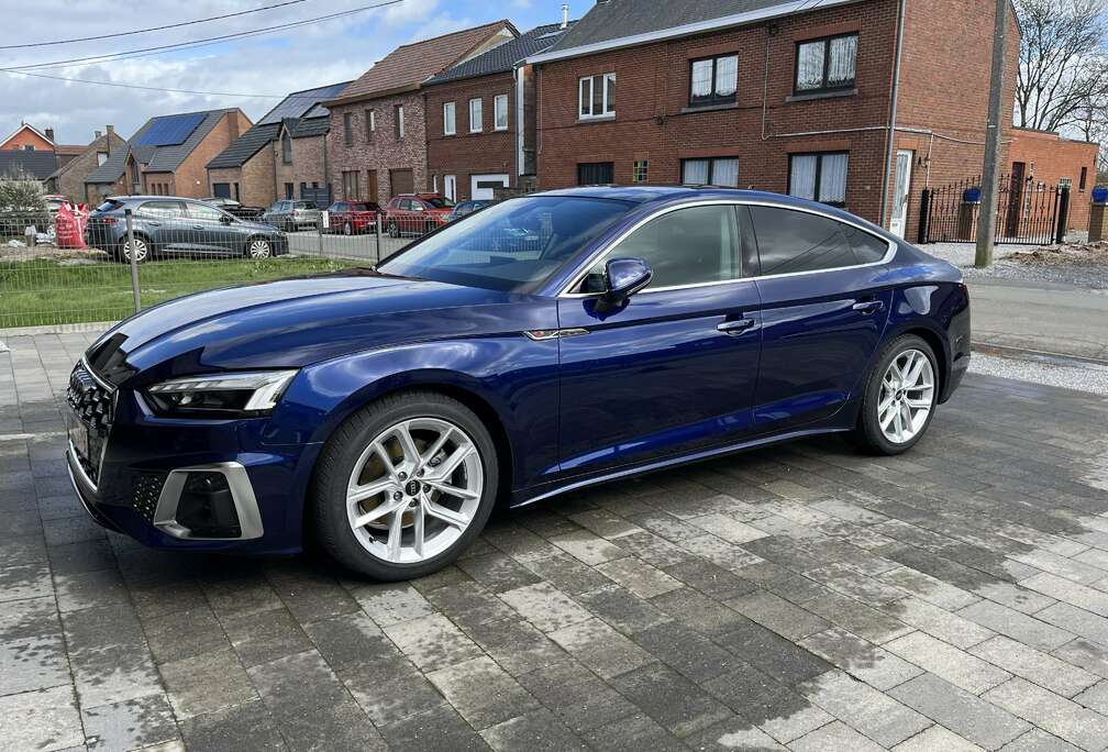 Audi Sportback 30 TDi Business Edition S line tronic (E