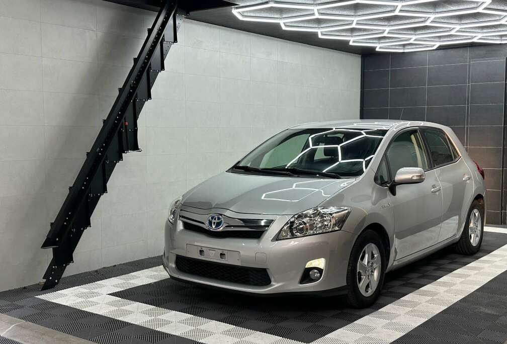 Toyota Auris HEV 1.8i HSD * CAMERA * GPS * GARANTIE *