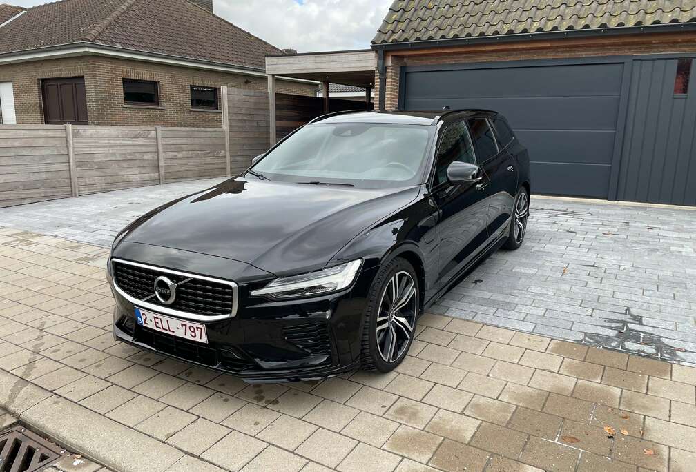 Volvo R-DESIGN T8 PLUG-IN HYBRIDE