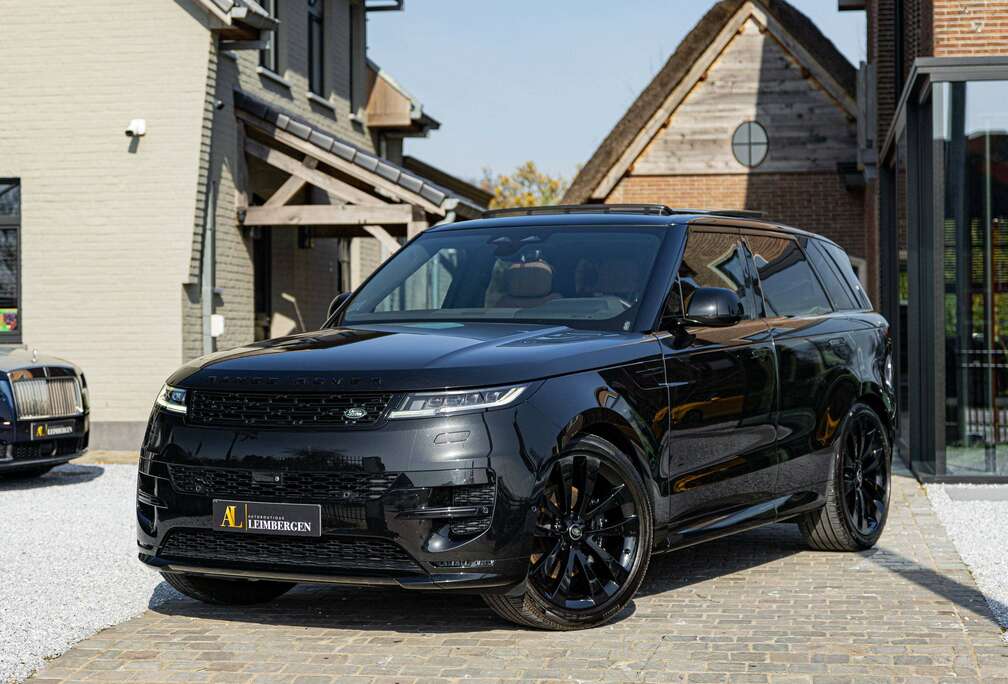 Land Rover D300 Dynamic SE / 23\'/ Pano / ACC / Black Pack