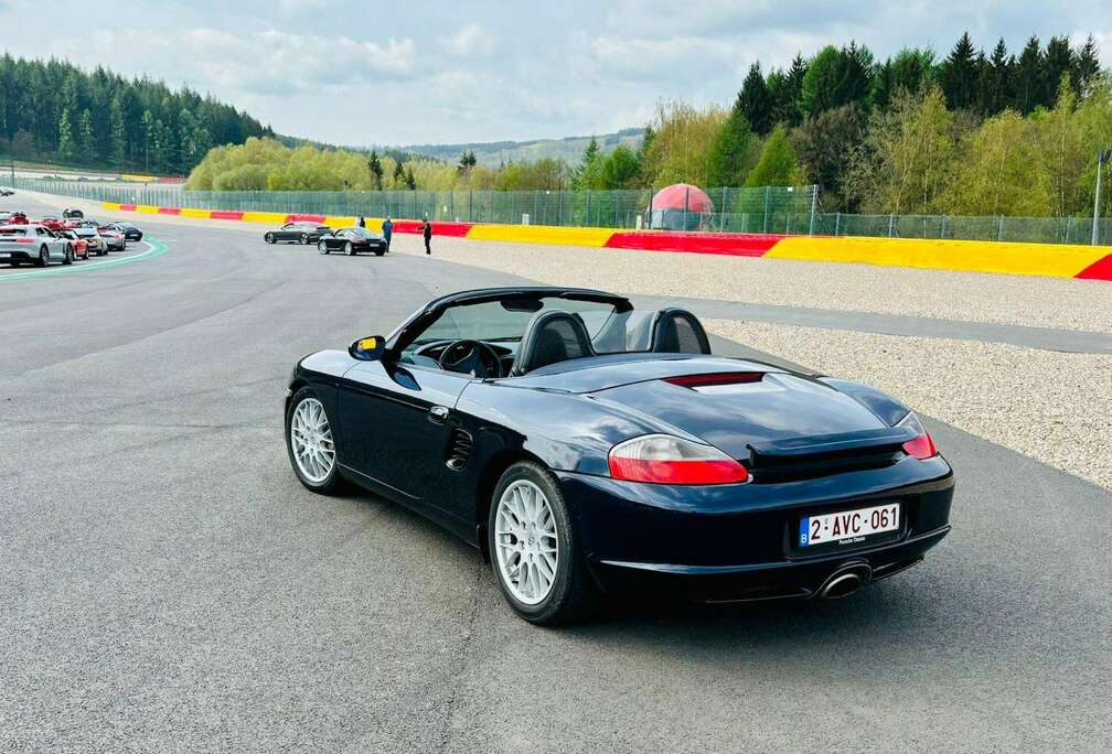 Porsche 2.7i