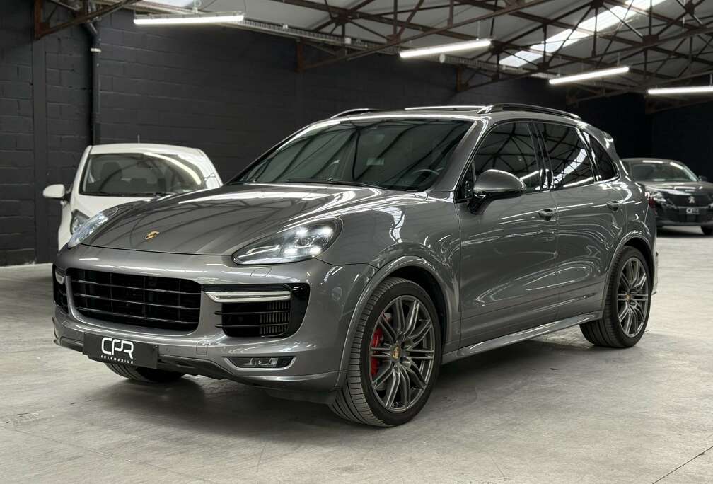 Porsche 3.6 Bi-Turbo GTS * PANO * CHRONO * BOSE * GARANTIE