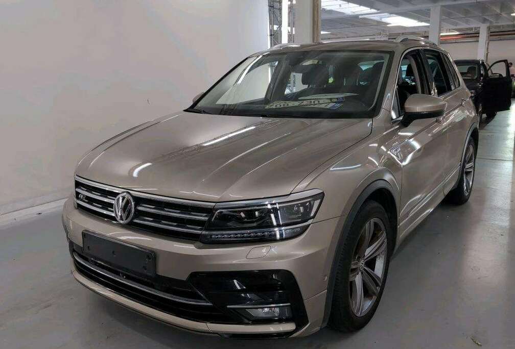 Volkswagen Tiguan 1.4 TSI ACT R LINE  TOIT PANORAMIQUE