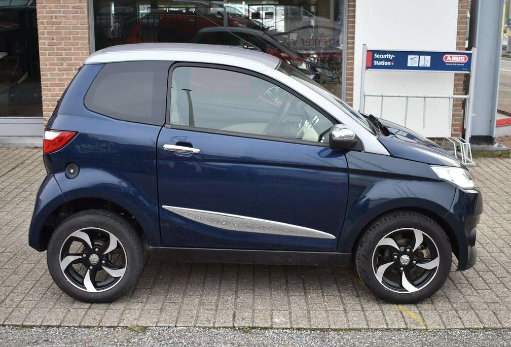 Aixam Premium, navigatie