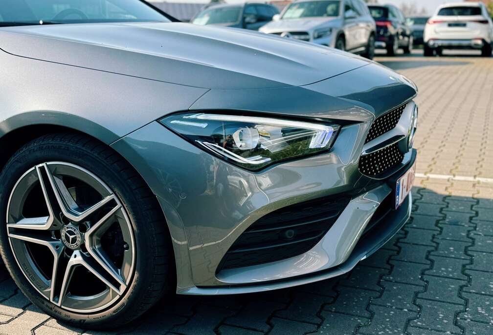 Mercedes-Benz Shooting Brake 7G-DCT AMG Line