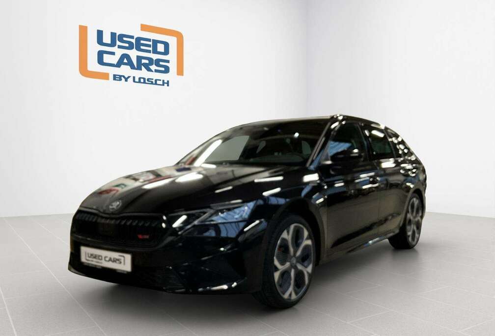 Skoda RS+DSG+Pano+360+AHK