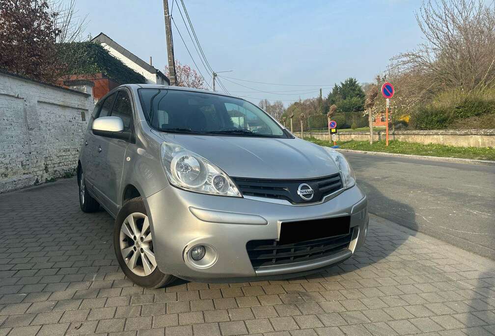 Nissan 1.4i 16v Airco