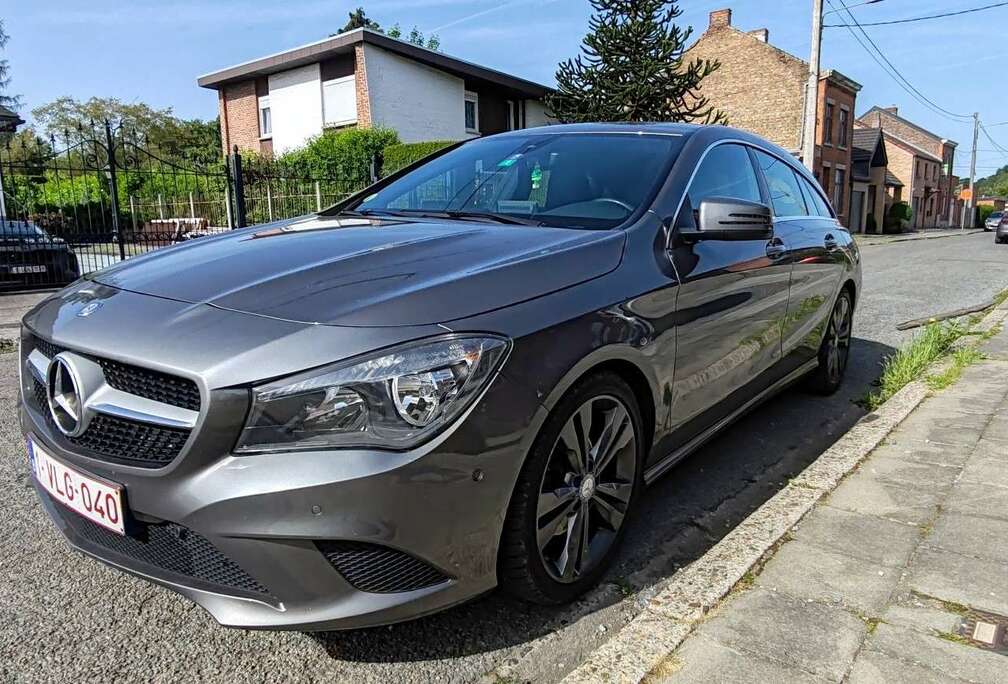 Mercedes-Benz Shooting Brake 200 D Urban 7-G DCT A