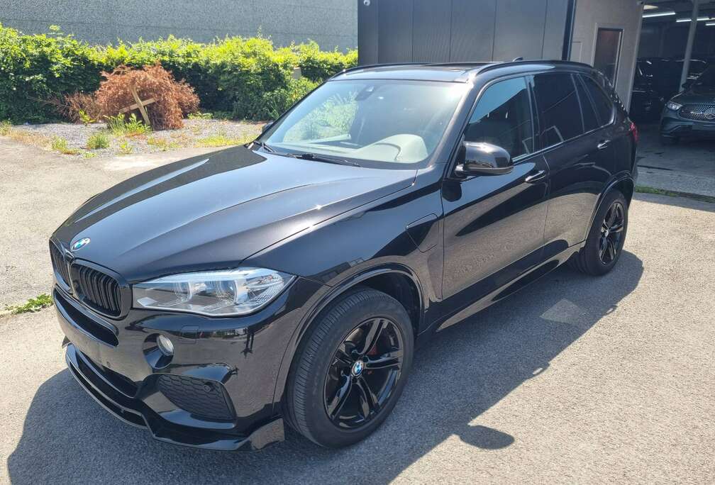 BMW 40e hybrid- M PERFORMANCE PACKAGE - BLACK SHADOW EDITION - PANORAMIC SUNROOF - LEATHER & COMFORT SEATS - [ BTW / VAT CAR]