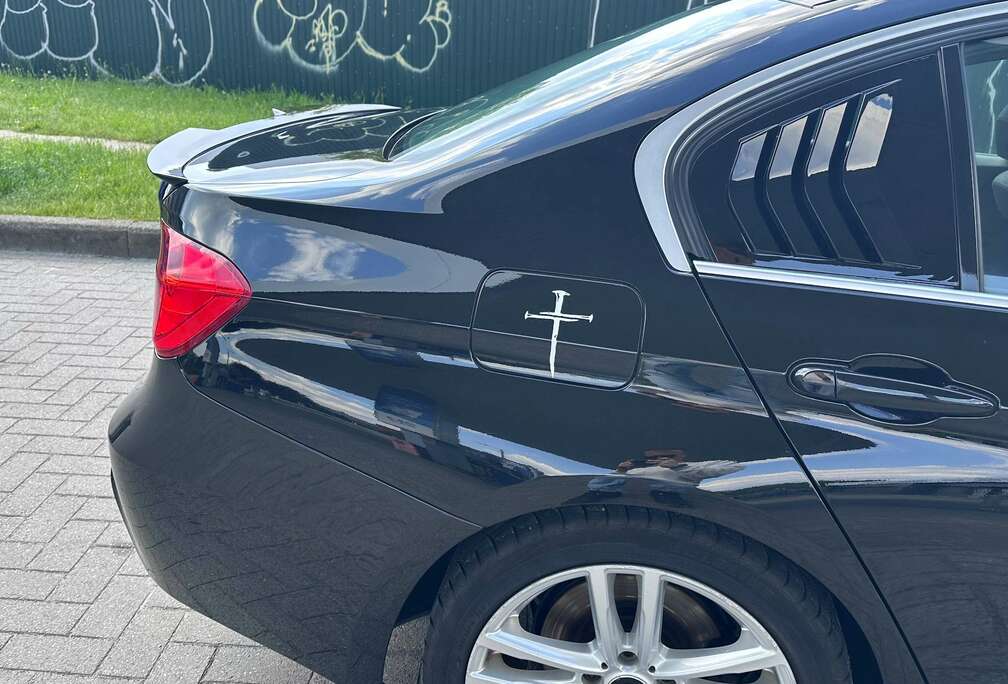 BMW 320iA EfficientDynamics Edition