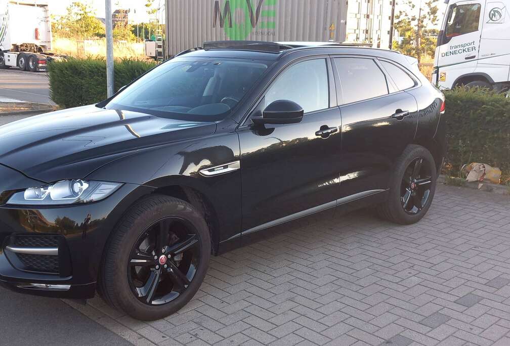 Jaguar F-Pace 2.0 D AWD Pure (EU6.2)