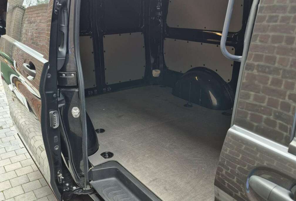 Mercedes-Benz 116 CDI Lang Aut.