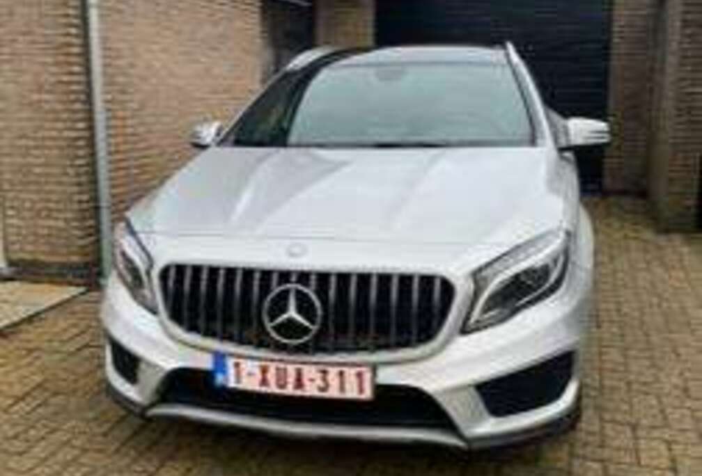 Mercedes-Benz GLA 200 (CDI) d 7G-DCT AMG Line