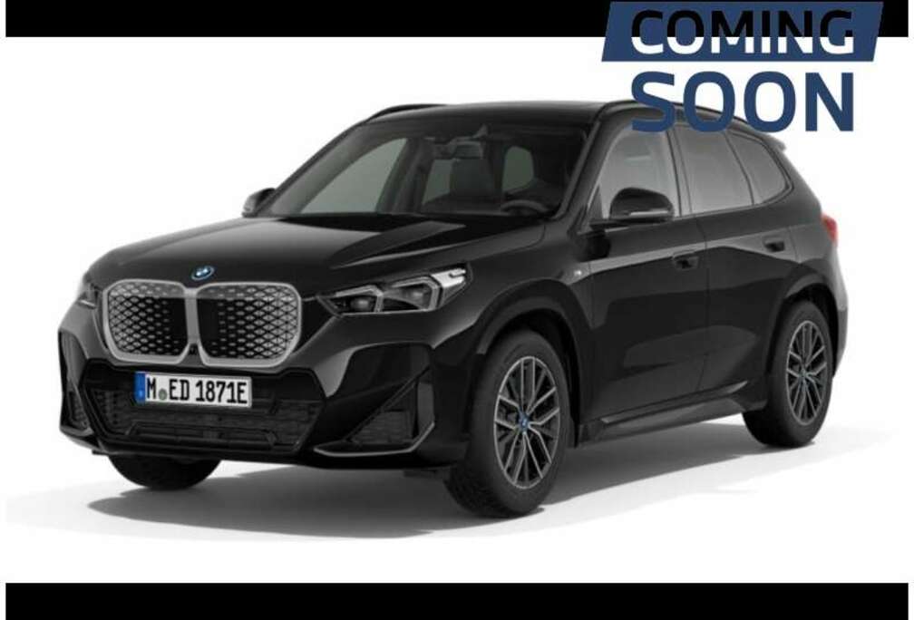 BMW eDrive20  M Sport  Pano  H&K