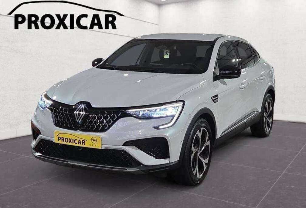 Renault 1.6E-tech 145cv Blanc Automatique Camera360