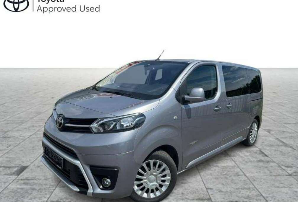 Toyota MEDIUM 2.0D 140hp MT MPV 8 PLACES