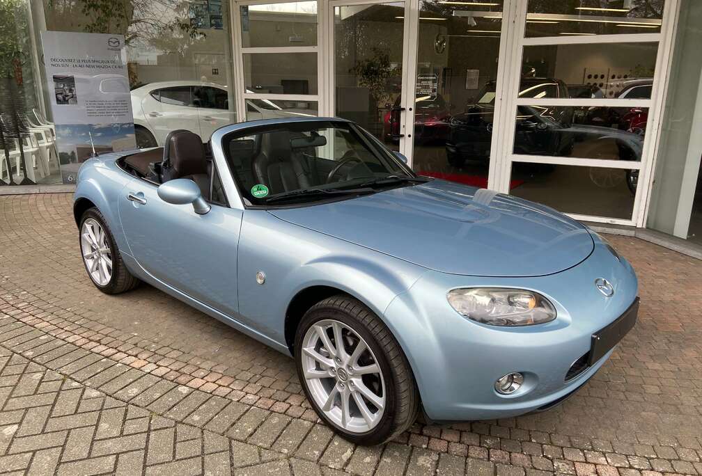 Mazda 1.8i 16v Active CUIR / JANTE 17 POUCES ORIGINE