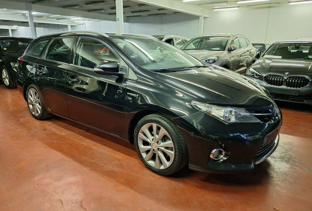 Toyota SW 1.8i HSD Comfort CVT