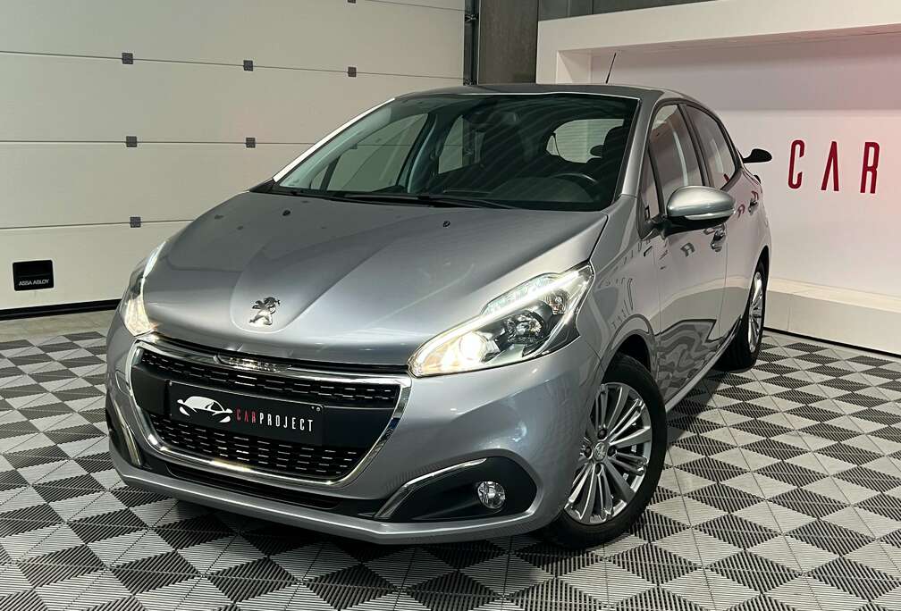 Peugeot 1.2i Signature/GPS/CARPLAY/CLIM/PDC ARR/JA