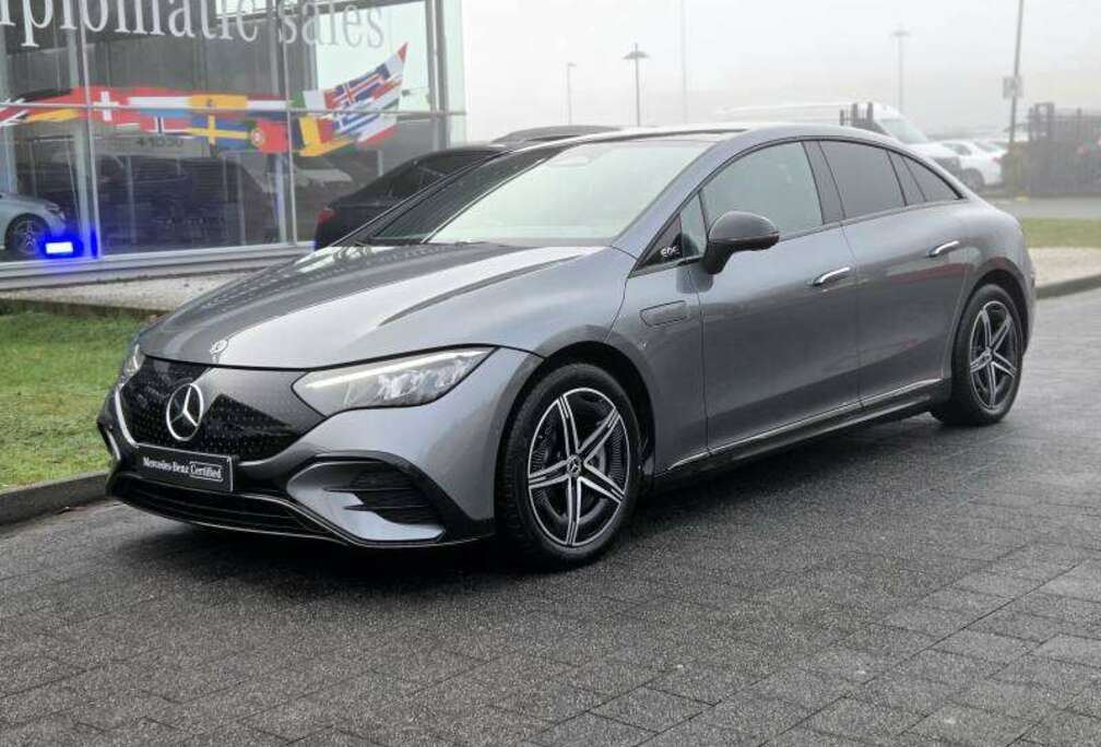 Mercedes-Benz (V295) 89 kWh 300 AMG Line