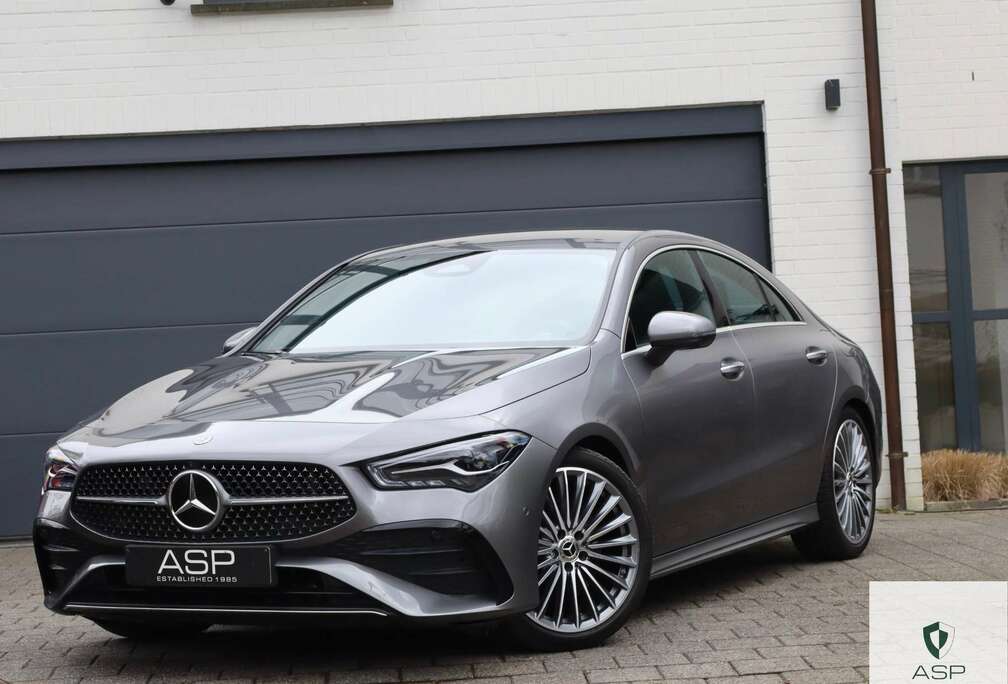 Mercedes-Benz CLA 200 AMG Line  Facelift  1 eigenaar  2024