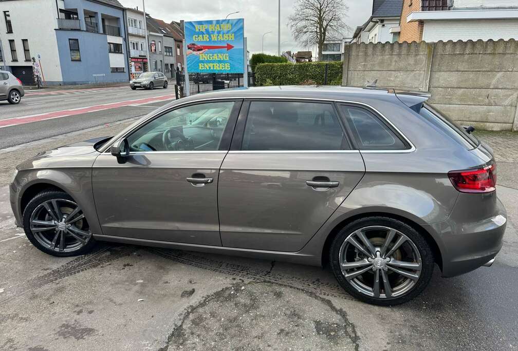 Audi Sportback 1.4 TFSI Attraction S tronic