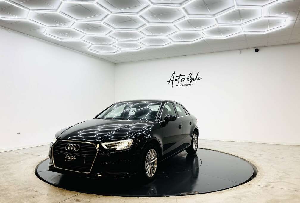 Audi 1AN GARANTIEEURO 6bLEDREMORQUECUIR