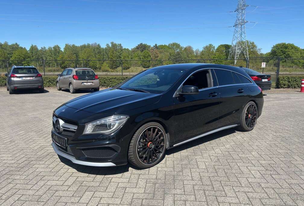 Mercedes-Benz SHOOTING BREAK4-MATICHEATEDSEATSCAMERACC