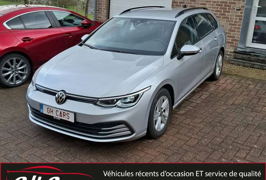 Volkswagen 2 kits pneus jantes Gps Régulateur Adaptatif Sièges chauffants Clim bi zone Lumière ambiance
