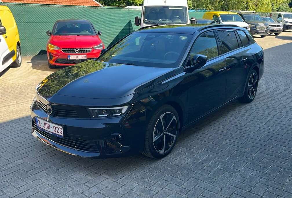 Opel Turbo Start/Stop Edition AT8 1.2 Turbo 130PK