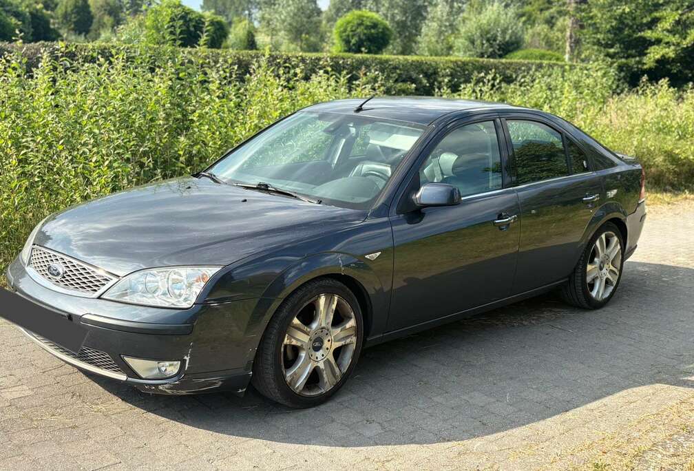 Ford Gekeurd Voor Verkopp
