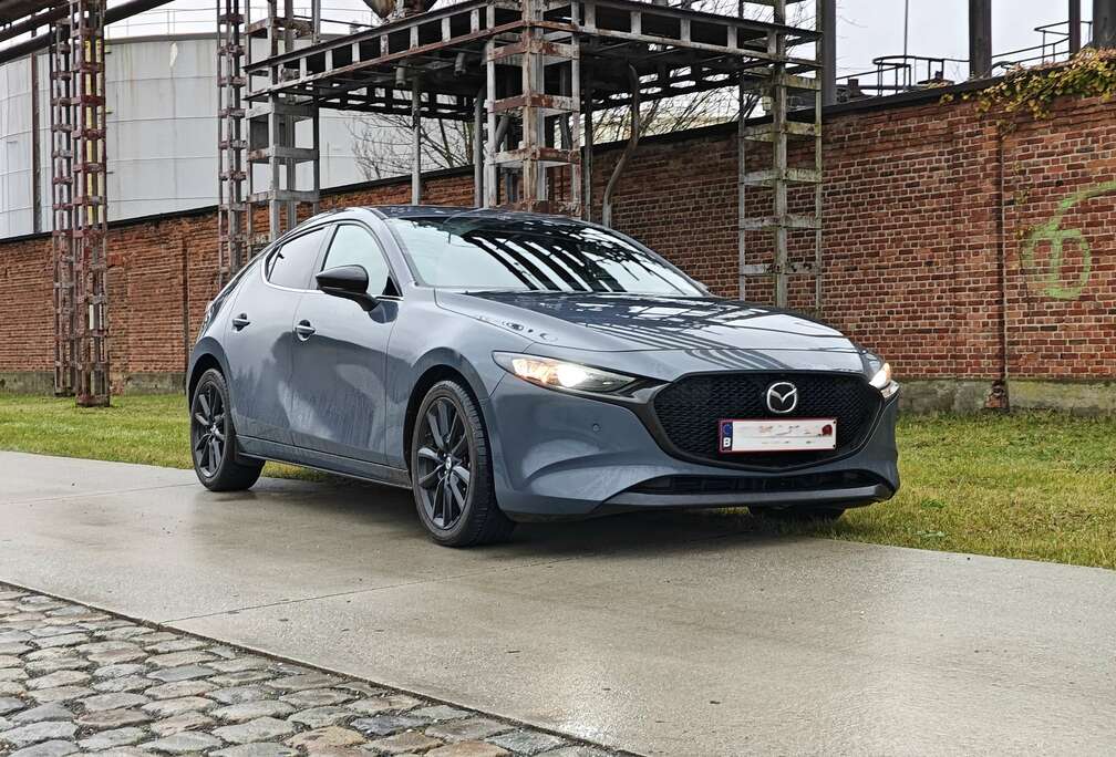 Mazda e-SKYACTIV-G 2.0 M HYBRID HOMURA