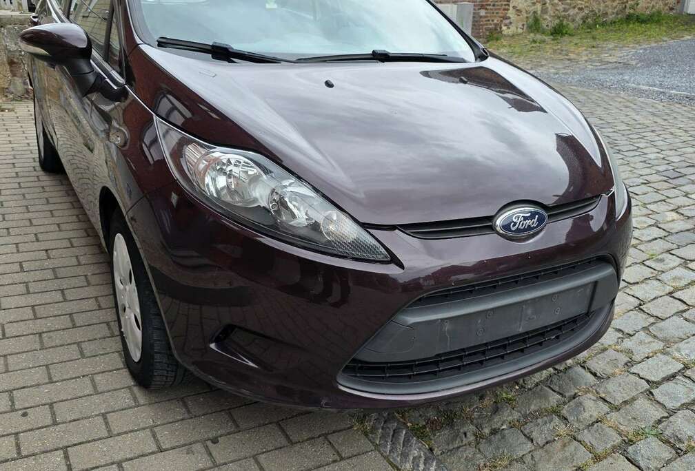 Ford 1.6 TDCi Ghia DPF