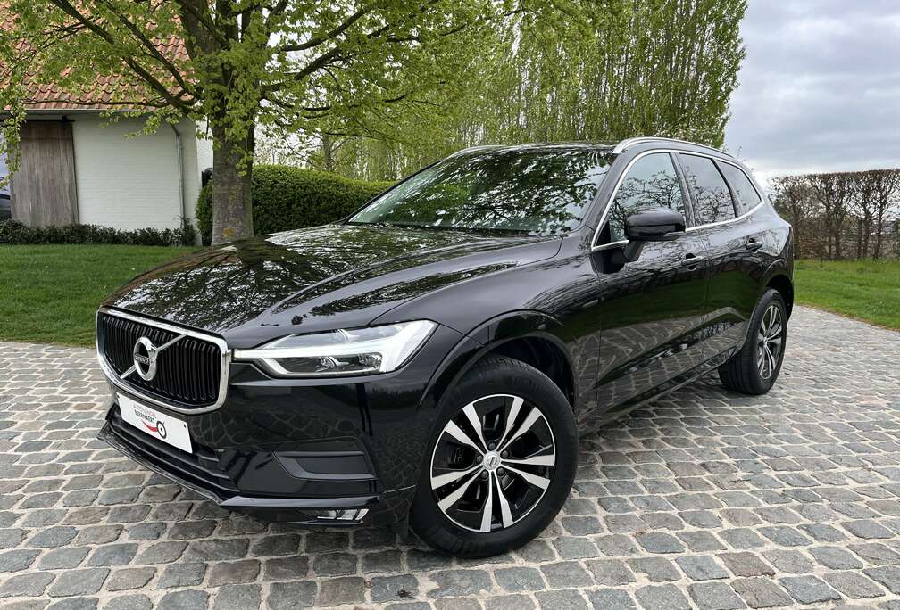 Volvo 2.0 D3 Momentum/1eignr/Leder/Carplay/Camera/Cruise...