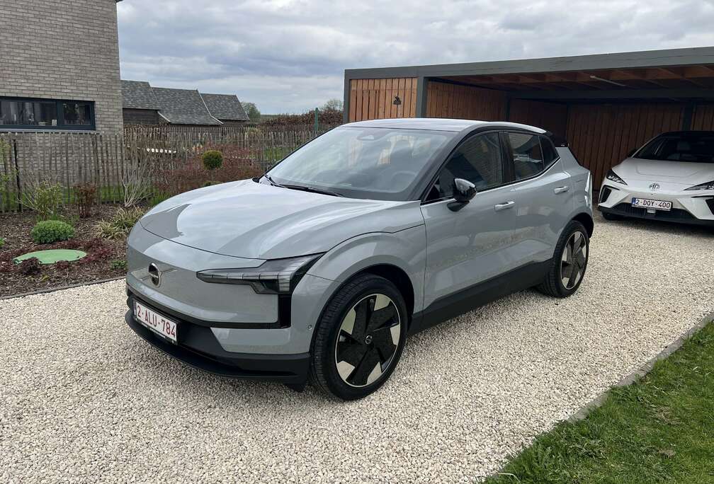 Volvo EX30 69 kWh AWD Twin Motor Performance Ultra (315 kW)