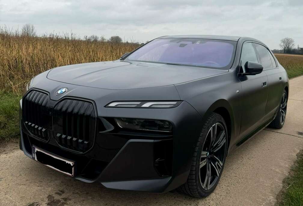 BMW 740i dXAS MHEV AdBlue xDrive