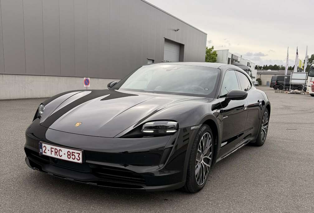 Porsche Cross Turismo 93.4 kWh 4S