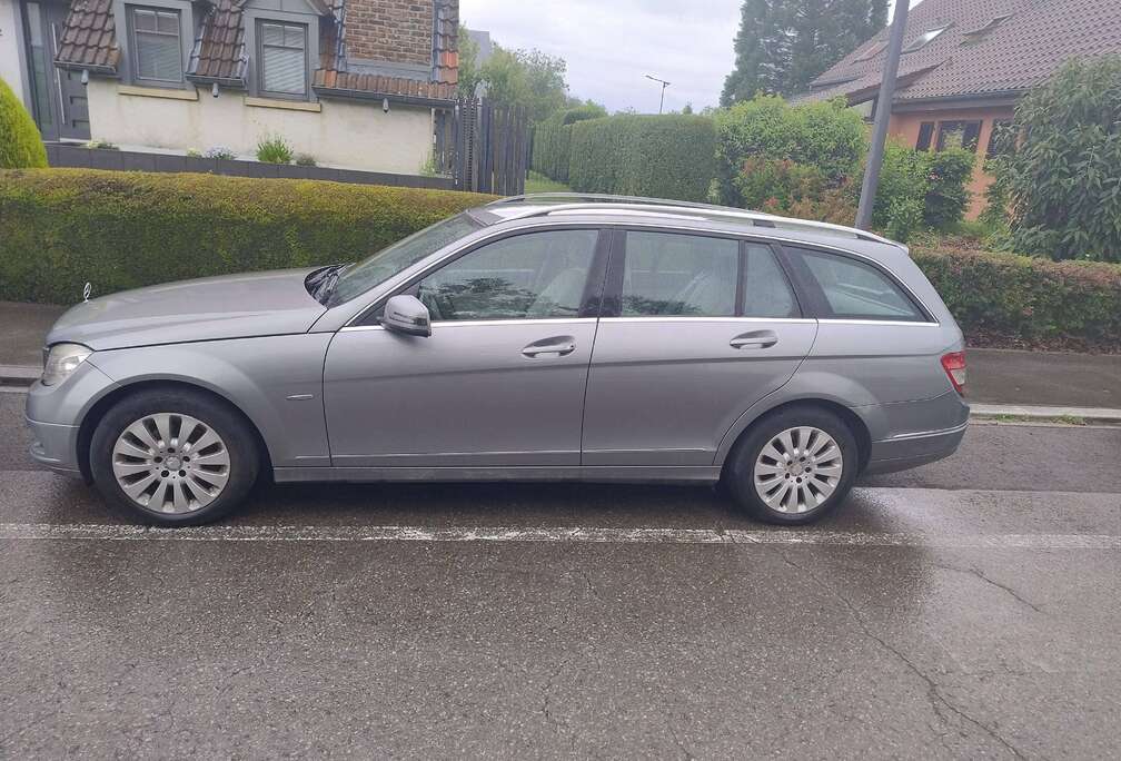 Mercedes-Benz C 220 CDI BlueEFFICIENCY Avantgarde