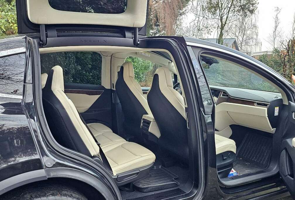 Tesla 75D Allradantrieb