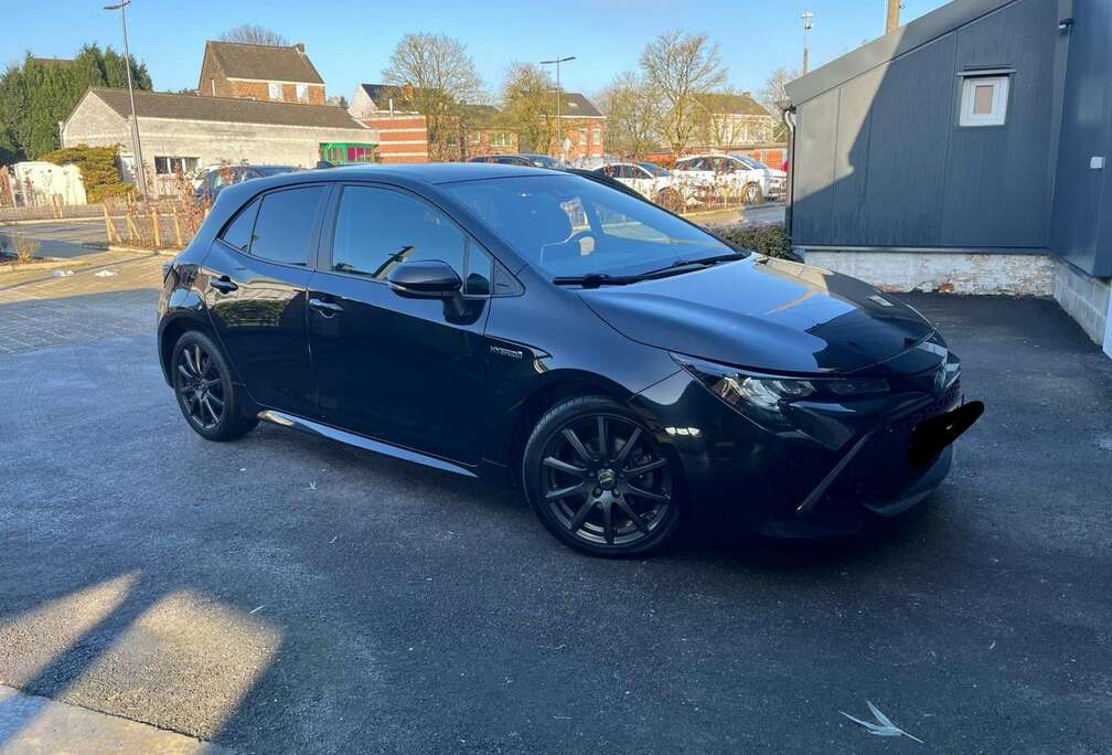 Toyota Hybrid 1.8 Dynamic Plus e-CVT