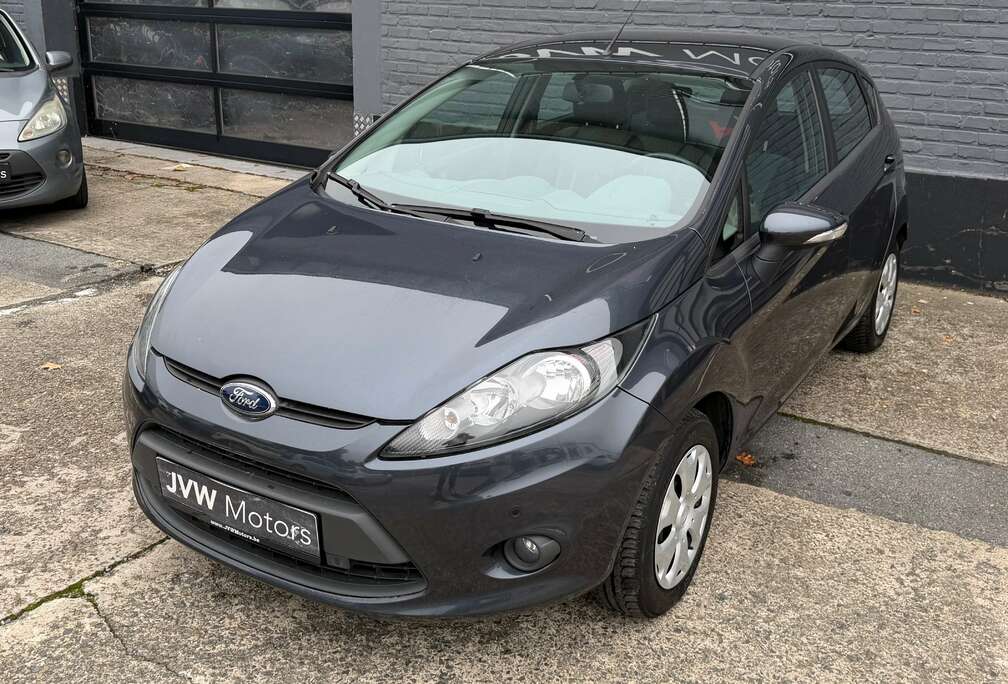 Ford 1.25i * Nieuwe Distributie * Airco * 83dKM * Garantie