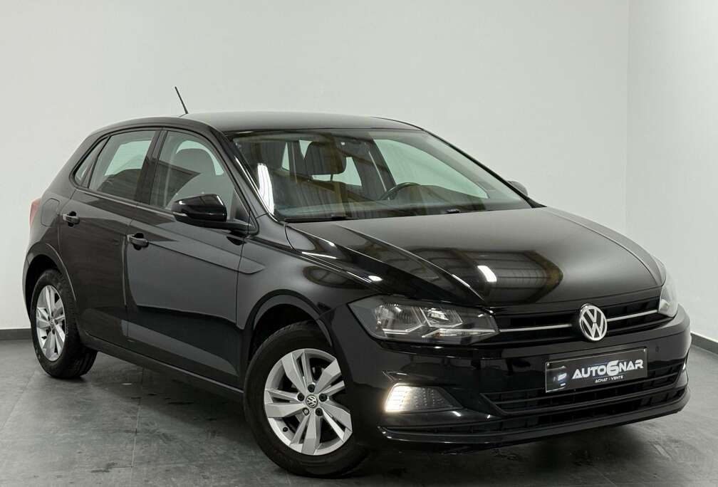 Volkswagen 1.0i Euro6 - Carnet - 1erMain - CarPlay - Navi