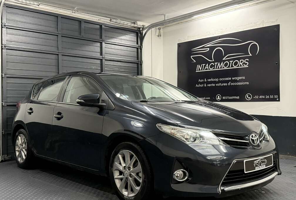 Toyota 1.33i VVT-i Life 73.000 KM