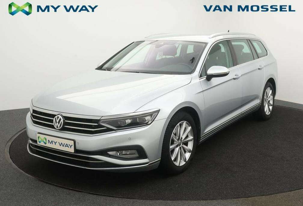 Volkswagen Passat Variant Elegance 2.0TDI 150PK *NAVI*HALF LE