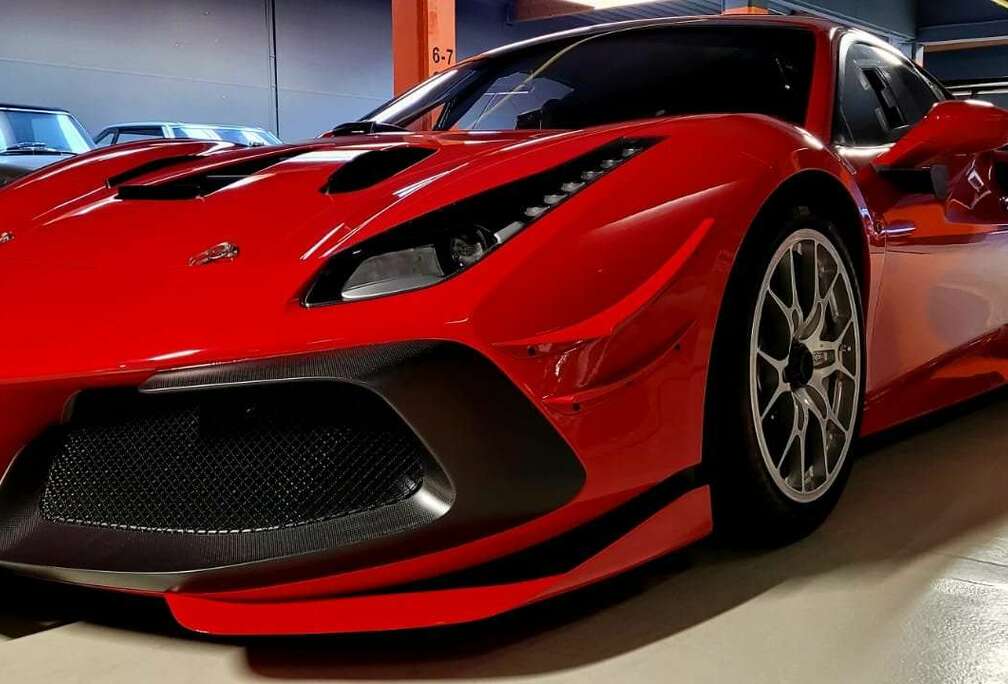 Ferrari (NEUVE) Challenge 4.0 V8 670ch EVO